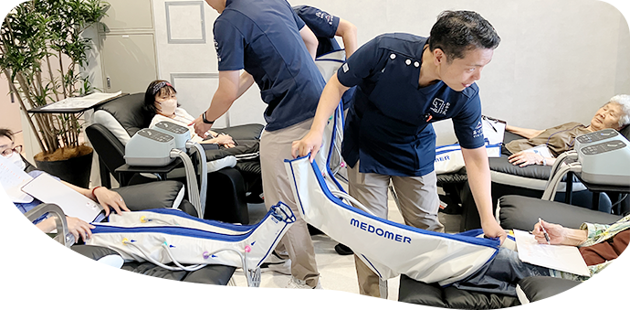 ３Ｐｏデイサービス 亀戸中央店には運動機器のほかにも最新のリラクゼーション機器も揃っています